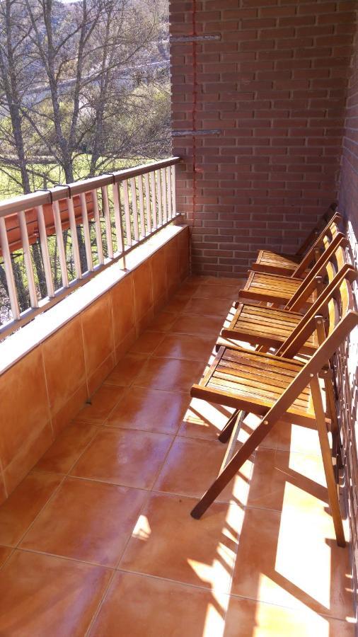 Hostal El Peregrino La Portela de Valcarce Exterior photo